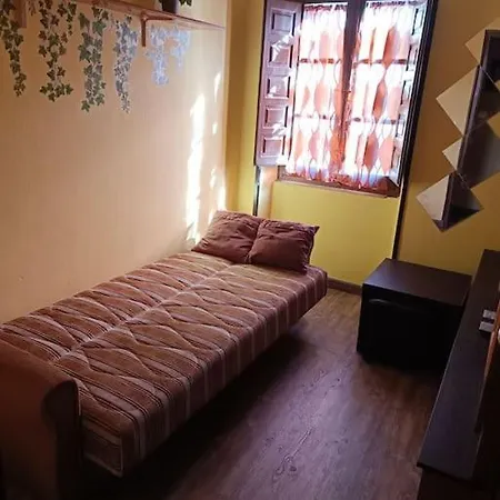Antiguo Palomera Apartment *